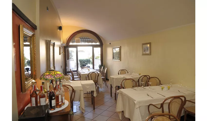 Trattoria Sant' Ambroeus