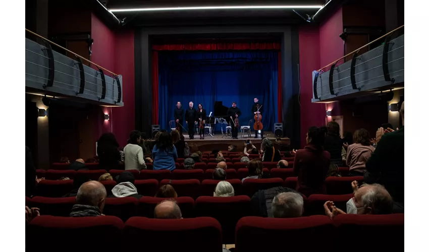 Cinema Iris