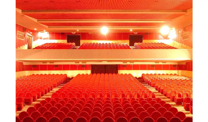 CINEMA TEATRO TRAIANO