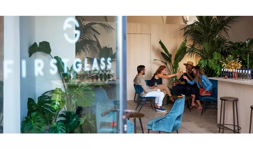 FirstGlass 