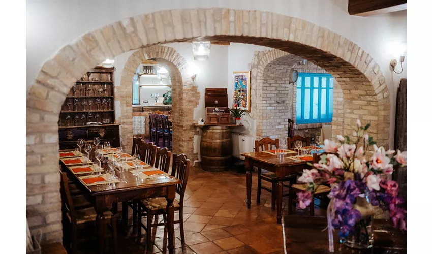 CASALE VERDELUNA WINE RESORT