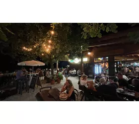 Flossy Pub