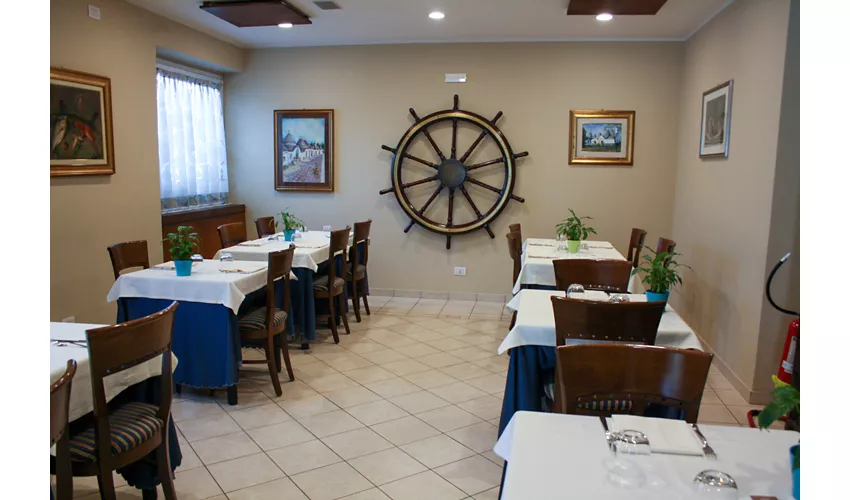 Trattoria La Barca