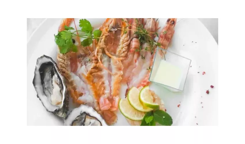 "Versilia Roof Bar & Restaurant by ""UNA cucina"""