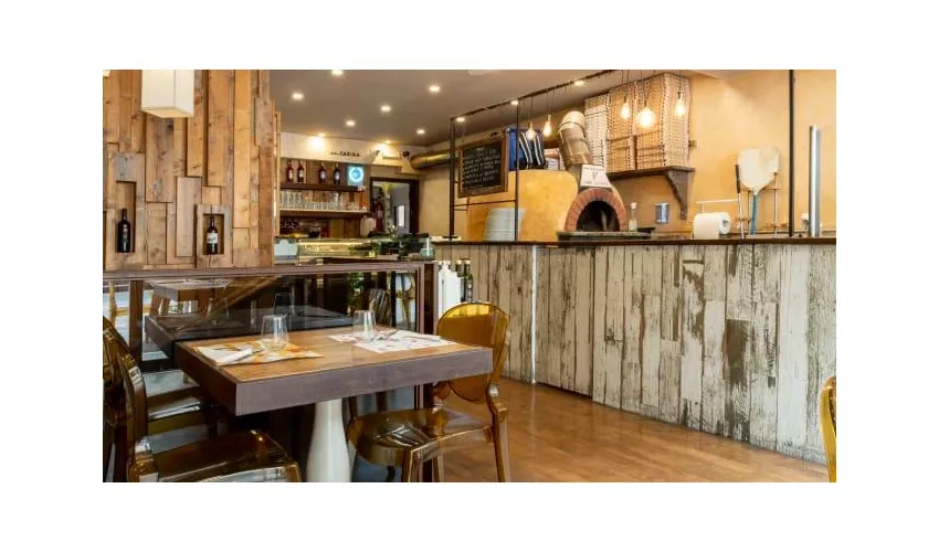 La Farina Pizza + Grill