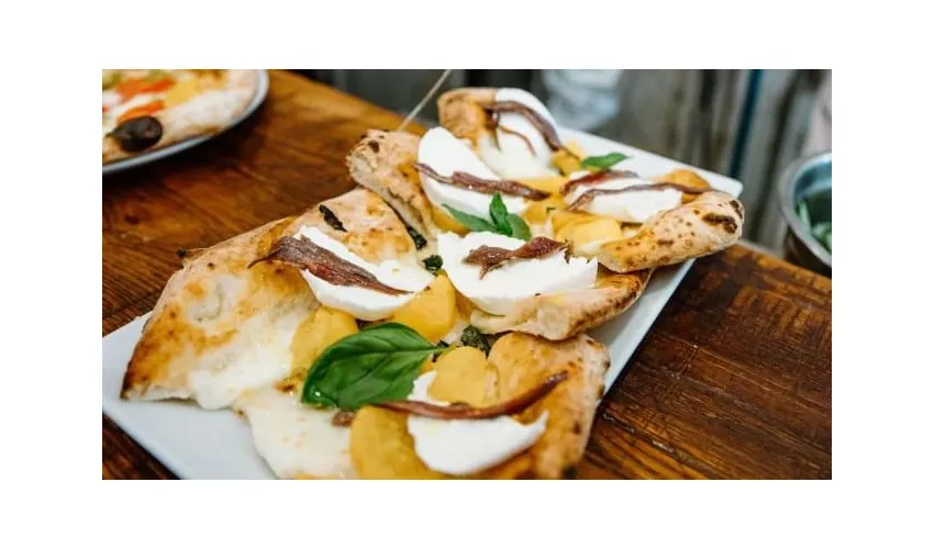 La Farina Pizza + Grill