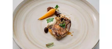 The Hall Bar & Restaurant by “UNA cucina”