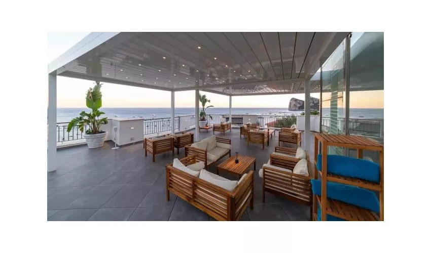 ROOF FIANI Restaurant Pool Bar