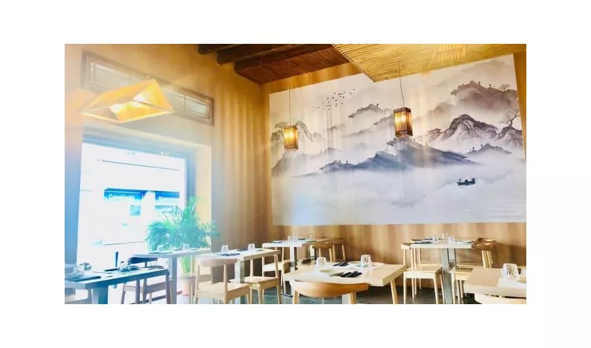 Miao Chinese Restaurant