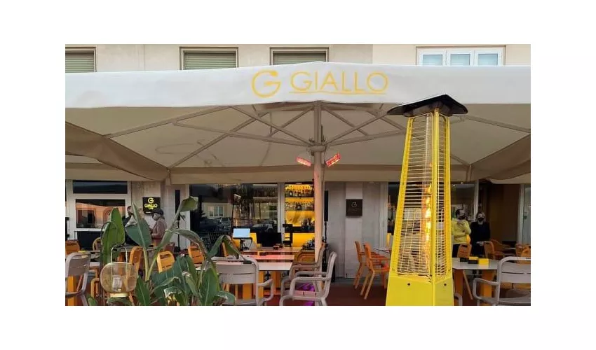 Giallo Viareggio