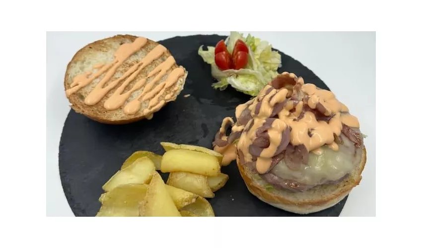 Hamburginerie Food & Beverage
