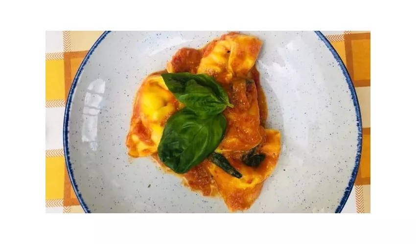Trattoria Camporeggi - Casa della Nella