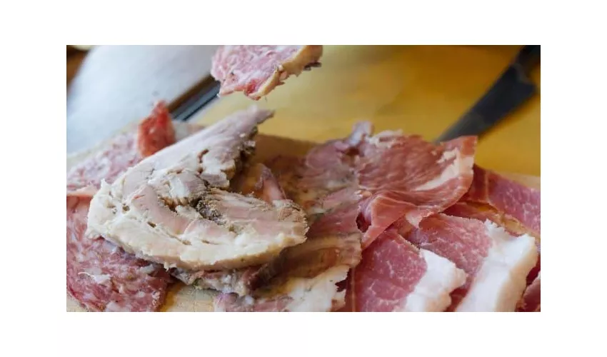 Trattoria Camporeggi - Casa della Nella