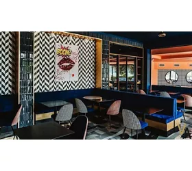 Vista wine bar