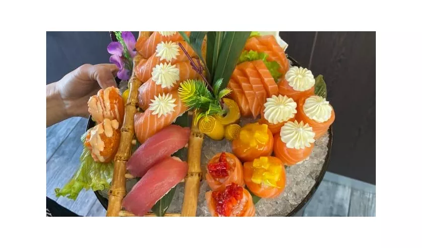 Lucky Sushi