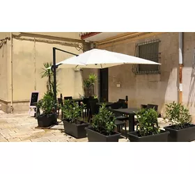 BRVNDISII RES ENOTECA BISTROT