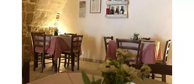 BRVNDISII RES ENOTECA BISTROT