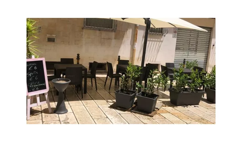 BRVNDISII RES ENOTECA BISTROT