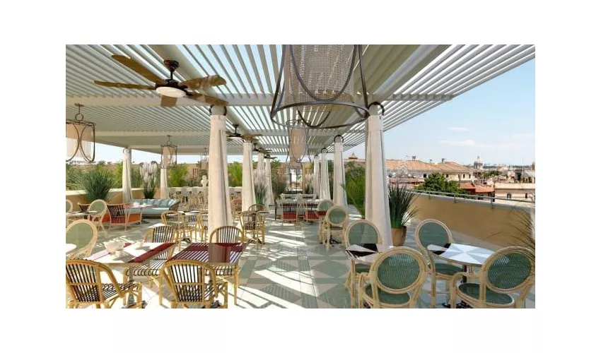 Vista Trastevere Roof Bar & Restaurant by "UNA cucina"