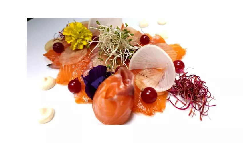 Vista Trastevere Roof Bar & Restaurant by "UNA cucina"