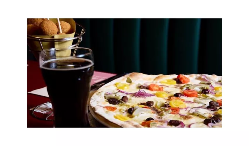JOIA Pizzeria American Bar