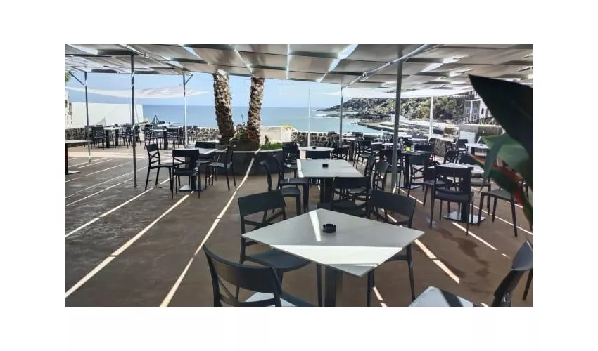 Sea View Restaurant & Lounge