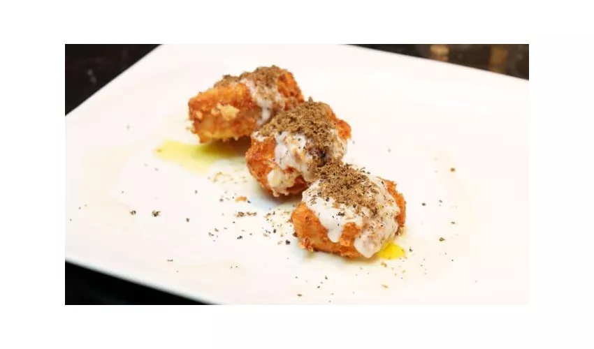 Ammalia Restaurant and Lounge