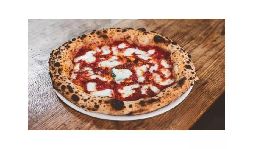 Love - Pizza e Cocktails