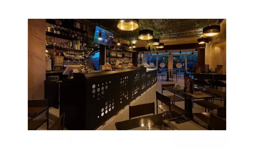 Mode' food & drink