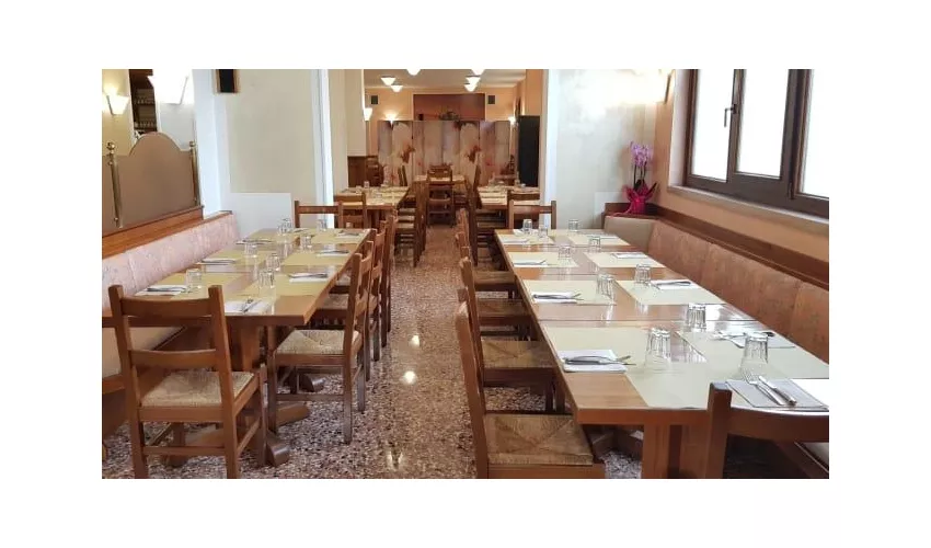 Fanos Trattoria Pizzeria Bar