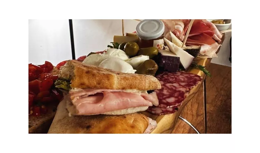 Giù in Cantina