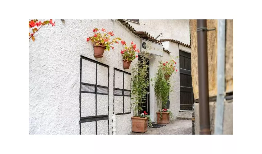 Porticciolo Restaurant