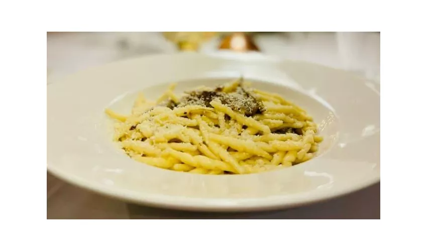 La Pigna Roma Cocktail Bar and Restaurant