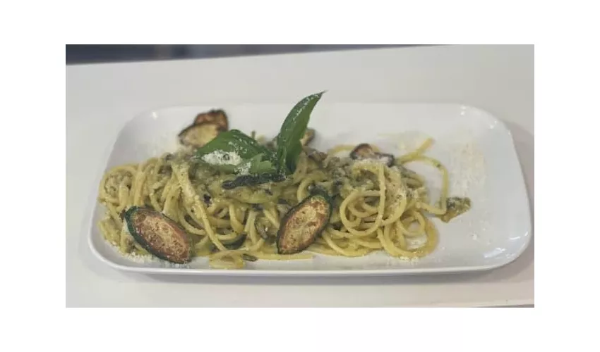 Vanzi Neapolitan food & drink