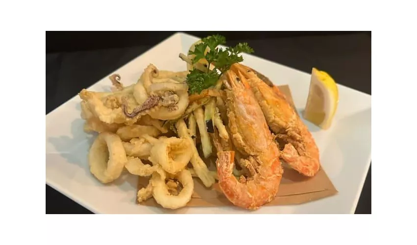 Hot rock Restaurant &Bar