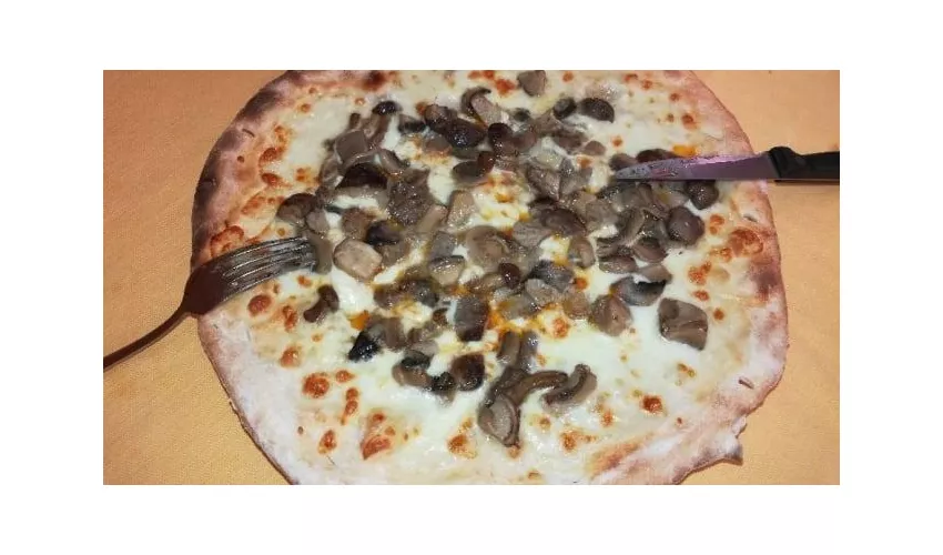 Ristorante Pizzeria Le Querce Di Alba Gennaro