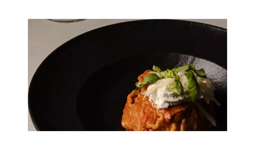 Misvago | Lounge & Restaurant