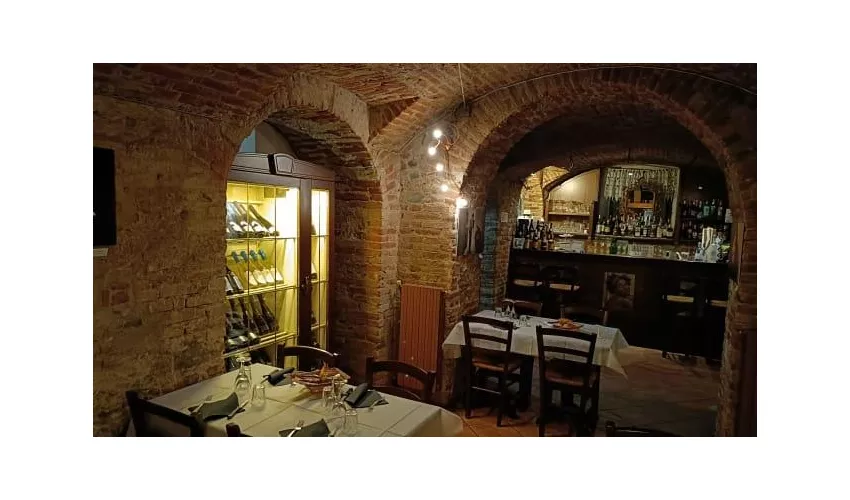 Accasa - Dinner & Live Music