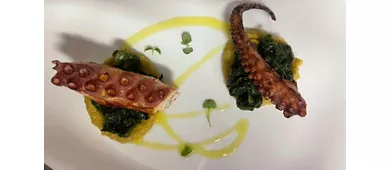 Accasa - Dinner & Live Music