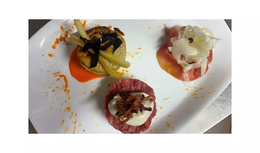 Accasa - Dinner & Live Music