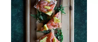 Bruschetta Snack Bar