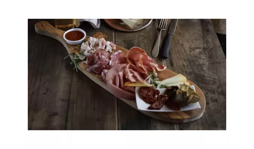 Bruschetta Snack Bar
