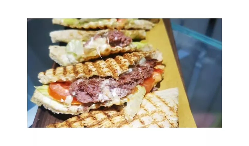 Tueat T’Osteria Monegato