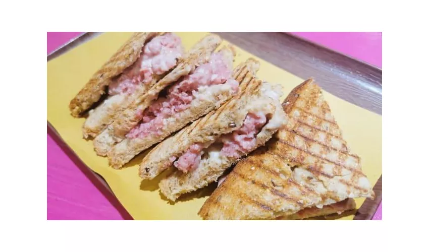Tueat T’Osteria Monegato