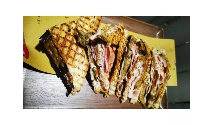 Tueat T’Osteria Monegato