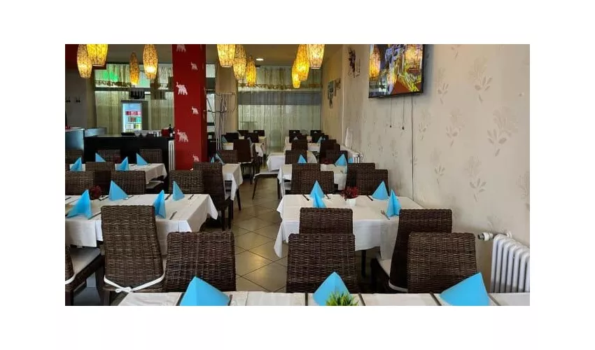 Sk restaurant Italian and Indian food