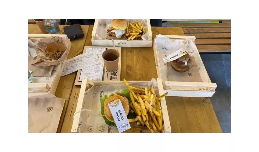 BOSS TAURUS - Burger Store