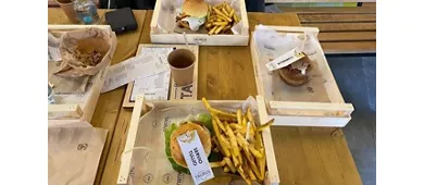 BOSS TAURUS - Burger Store