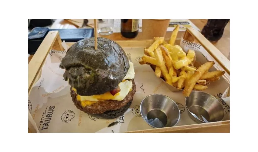 BOSS TAURUS - Burger Store