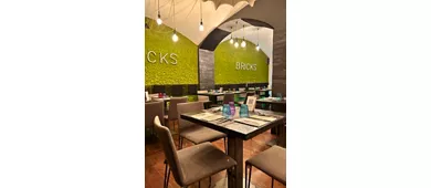 Bricks Tapas e Pizza